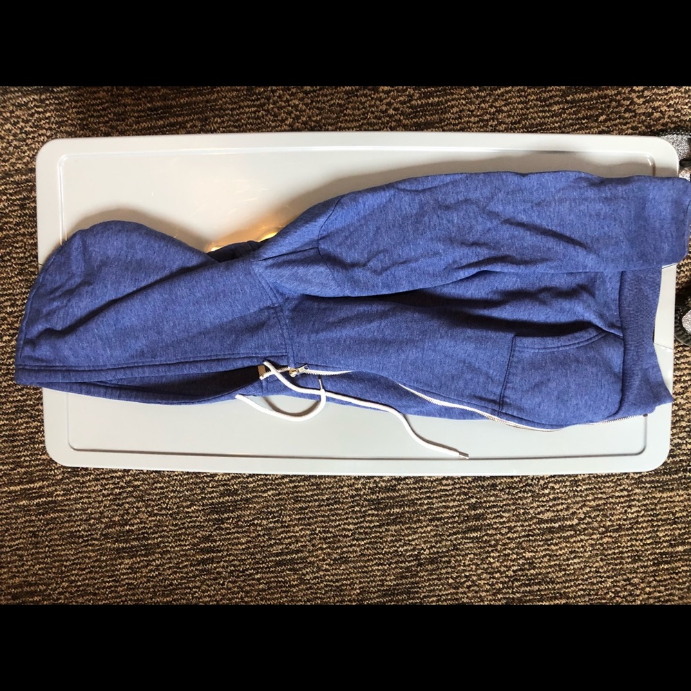 Zip up sweatshirt Forever21 blue